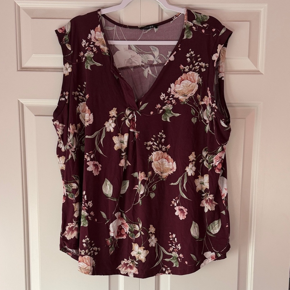 Floral V-Neck Sleeveless Top